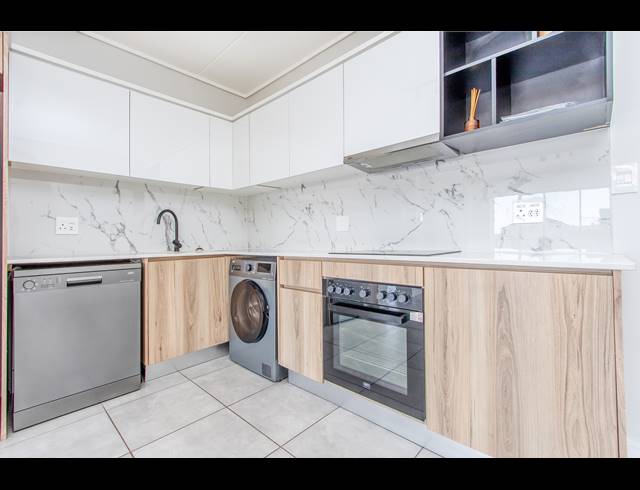 2 BEDROOM APARTMENT TO LET IN WATERFALL